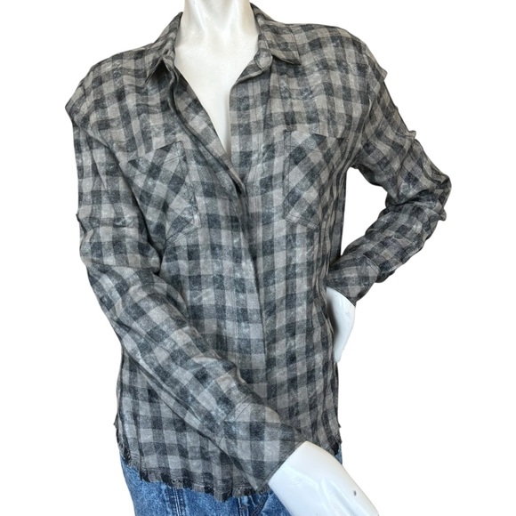 Anthropologie Tops - Anthropologie Cloth & Stone Green Black Plaid Raw Hem Stonewashed Blouse Medium